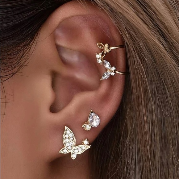 Jewelry - 🆕3/$30 Gold 4pc Rhinestone Butterfly Earrings
